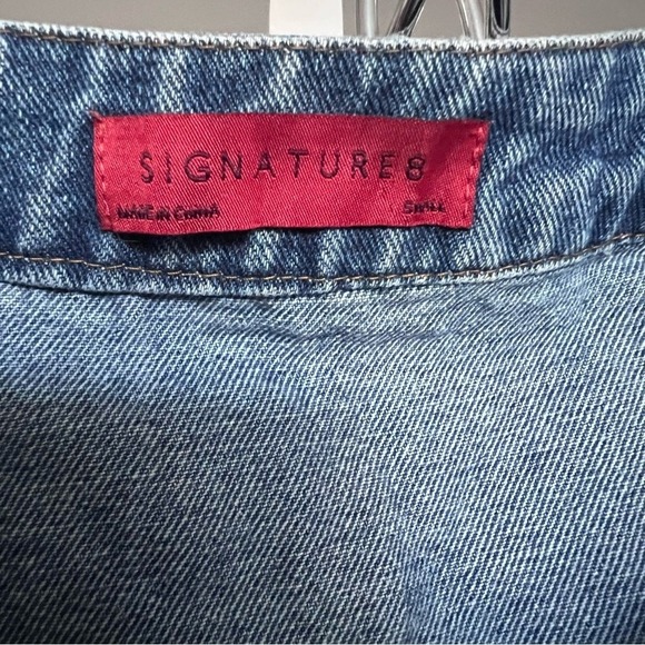 Signature 8 Denim Mini Skirt SZ S Blue Button Up Boho Hipster Floral Embroidered - Picture 8 of 8